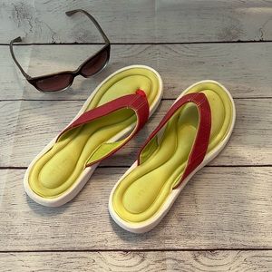 Attivo Pink & Yellow Flip Flops with memory foam